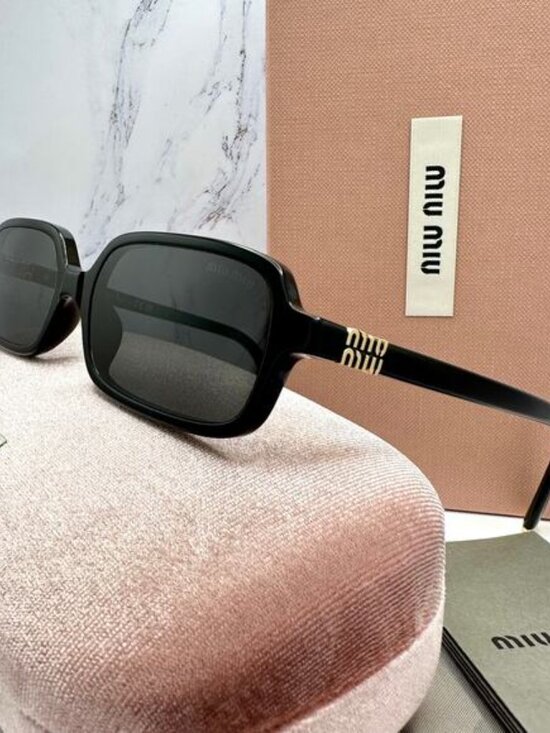 MIU MIU Sunglasses New Black Square Rectangle Acetate Gold Metal Logo Authentic main image 15